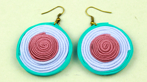  DIY Quilled Fabric Earrings 