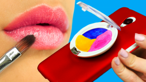  DIY Phone Case Designs – 7 Makeup Ideas