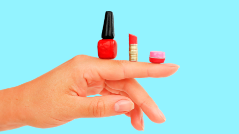  5 DIY Real Miniature Makeup 