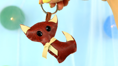  How to Make a Leather Cat Keychain 